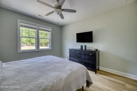 2520 Sloop Point Road Hampstead NC 28443