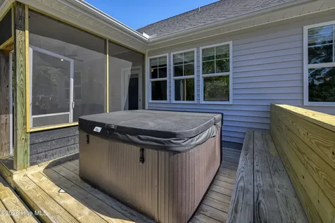 2520 Sloop Point Road Hampstead NC 28443