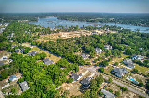 2520 Sloop Point Road Hampstead NC 28443