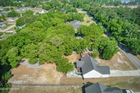 2520 Sloop Point Road Hampstead NC 28443