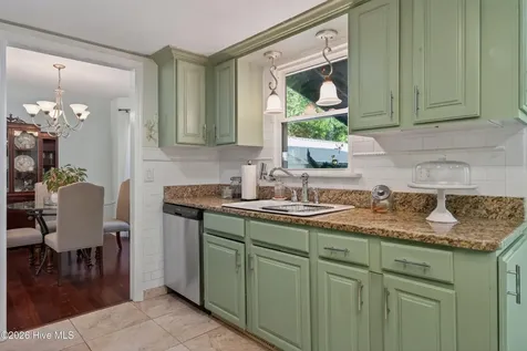 807 Cheryl Lane Wilmington NC 28405
