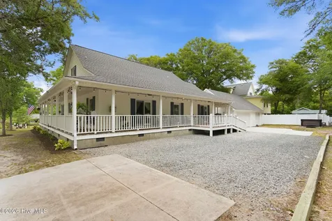 801 E Yacht Drive Oak Island NC 28465