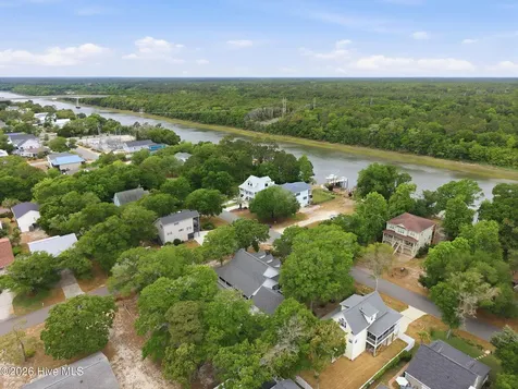 801 E Yacht Drive Oak Island NC 28465