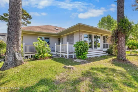 2792 Golfmaster Court SE Southport NC 28461