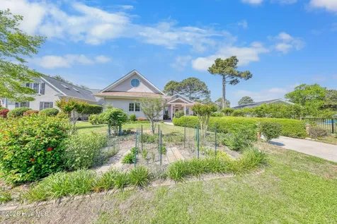 2792 Golfmaster Court SE Southport NC 28461