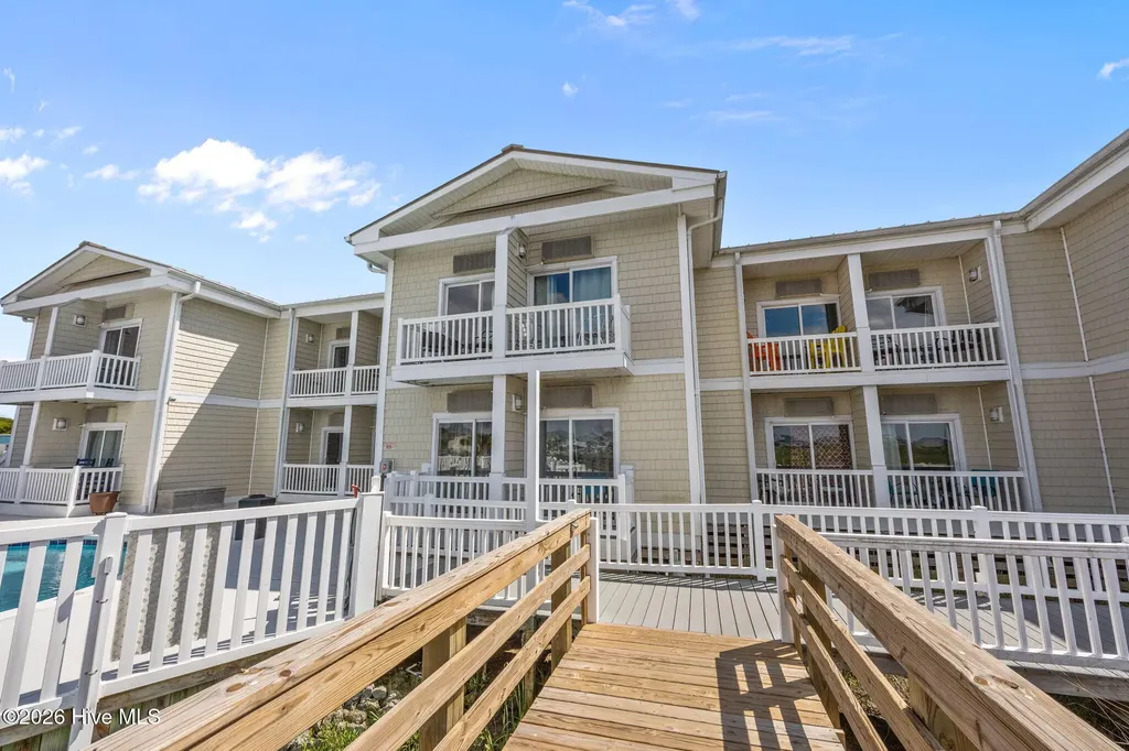 602 W Ft Macon Road Atlantic Beach NC 28512