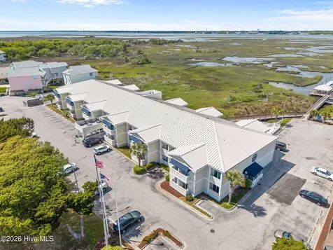 602 W Ft Macon Road Atlantic Beach NC 28512