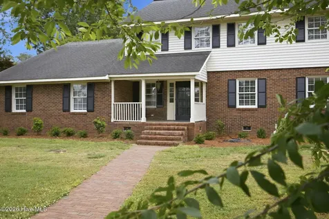 1910 York Street Kinston NC 28504