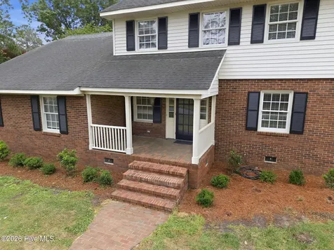 1910 York Street Kinston NC 28504