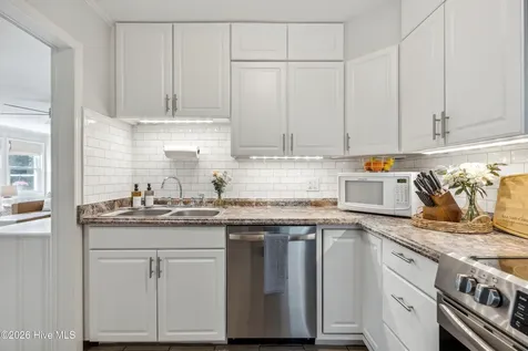1122 S Topsail Drive Surf City NC 28445