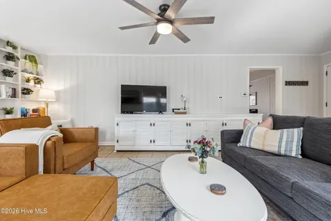 1122 S Topsail Drive Surf City NC 28445