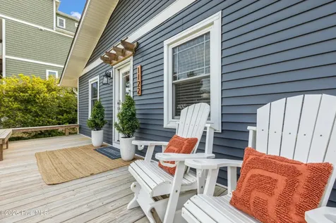 1122 S Topsail Drive Surf City NC 28445