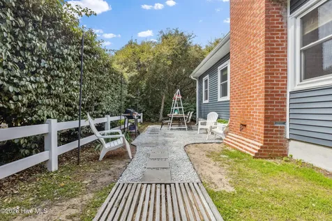 1122 S Topsail Drive Surf City NC 28445