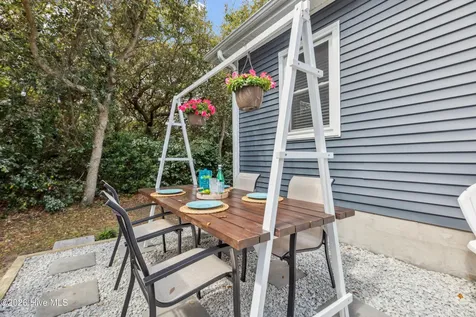 1122 S Topsail Drive Surf City NC 28445