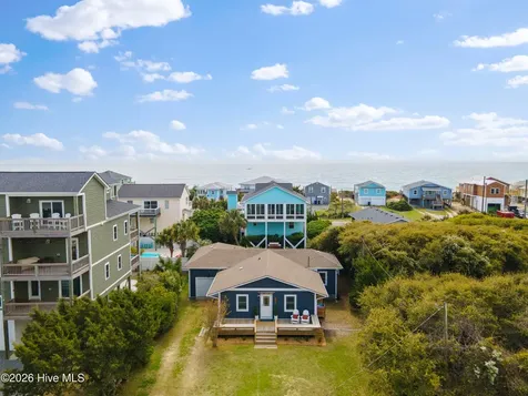 1122 S Topsail Drive Surf City NC 28445