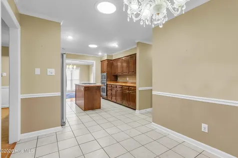 2514 Hickory Street New Bern NC 28562