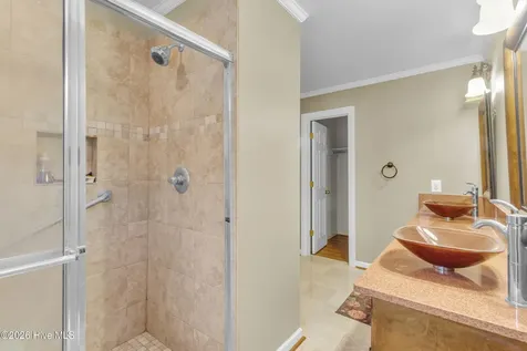 2514 Hickory Street New Bern NC 28562
