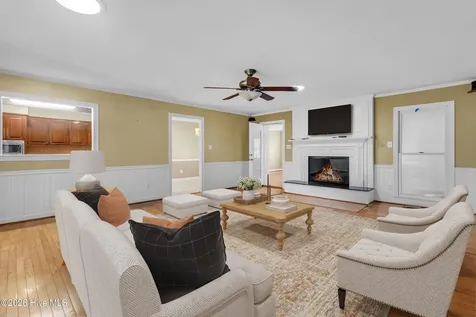 2514 Hickory Street New Bern NC 28562