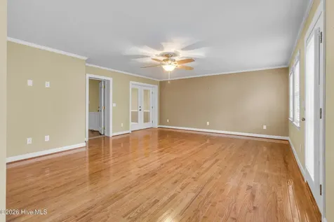 2514 Hickory Street New Bern NC 28562