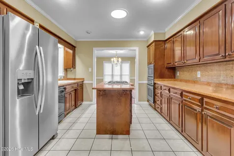 2514 Hickory Street New Bern NC 28562