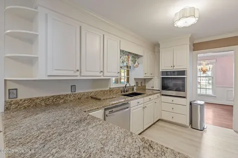 2103 Dallas Drive Kinston NC 28504