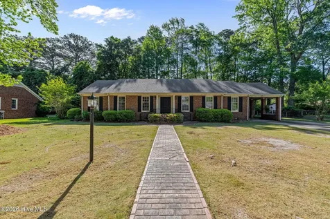 2103 Dallas Drive Kinston NC 28504