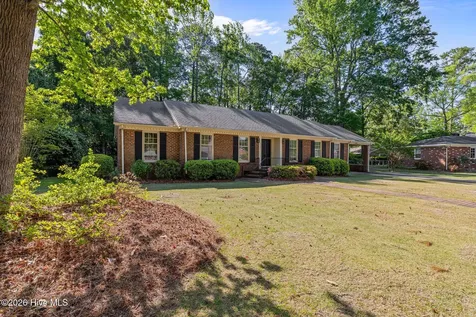 2103 Dallas Drive Kinston NC 28504