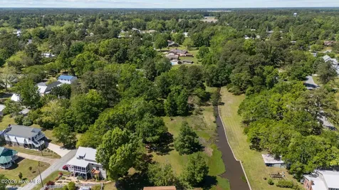 360 Vandemere Street Oriental NC 28571