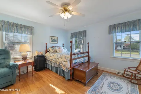 1908 York Street Kinston NC 28504