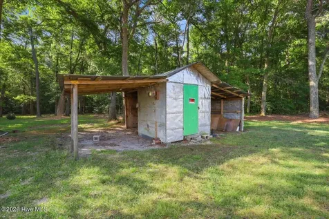 4007 S Hwy 13 S Snow Hill NC 28580