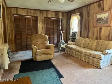 408 Guy Sanderson Road Albertson NC 28508