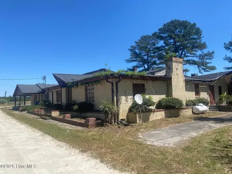 4427A Tartts Mill Road Wilson NC 27893