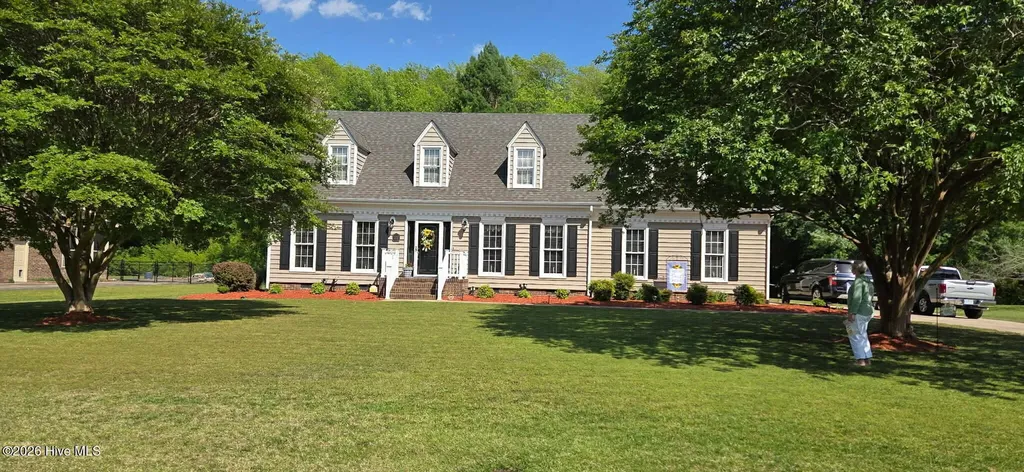 1602 Darian Drive Elizabeth City NC 27909