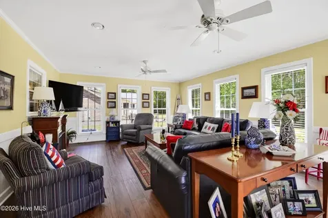 1602 Darian Drive Elizabeth City NC 27909