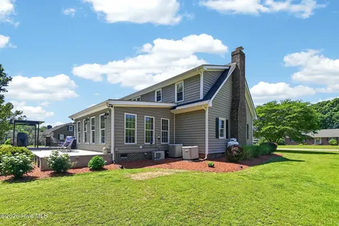 1602 Darian Drive Elizabeth City NC 27909