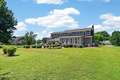1602 Darian Drive Elizabeth City NC 27909