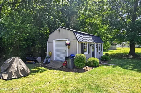 1602 Darian Drive Elizabeth City NC 27909