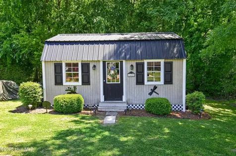 1602 Darian Drive Elizabeth City NC 27909