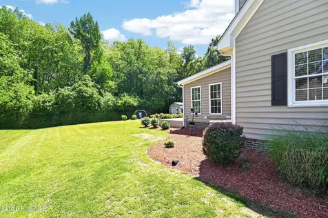 1602 Darian Drive Elizabeth City NC 27909