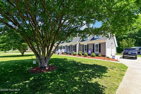 1602 Darian Drive Elizabeth City NC 27909