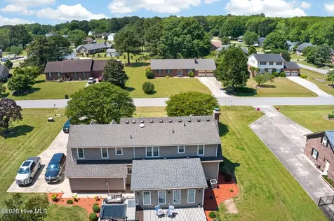1602 Darian Drive Elizabeth City NC 27909