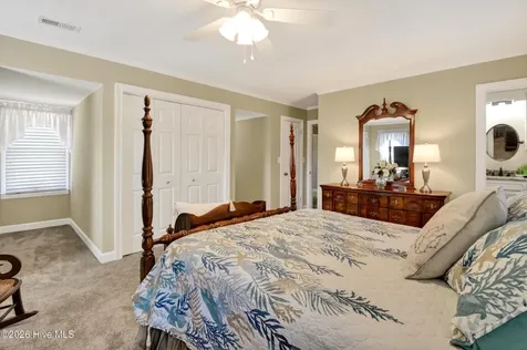 1602 Darian Drive Elizabeth City NC 27909