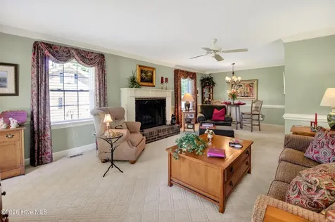 1602 Darian Drive Elizabeth City NC 27909