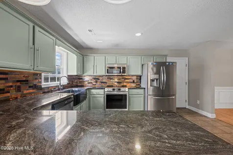 106 Secretariat Drive Havelock NC 28532
