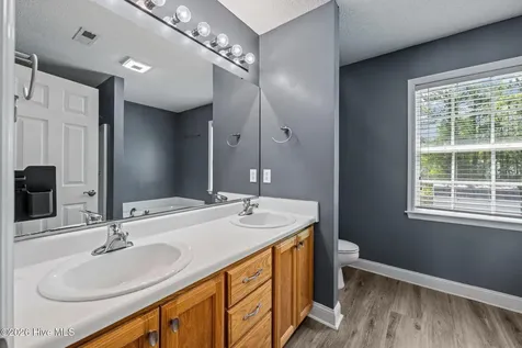 106 Secretariat Drive Havelock NC 28532