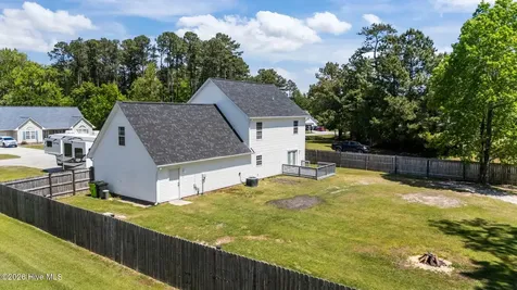 106 Secretariat Drive Havelock NC 28532
