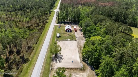 106 Secretariat Drive Havelock NC 28532