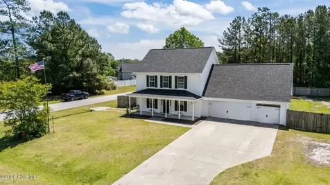 106 Secretariat Drive Havelock NC 28532