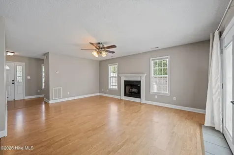 106 Secretariat Drive Havelock NC 28532