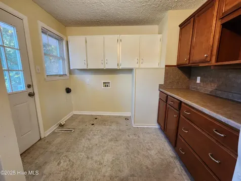 395 Maple Street Jacksonville NC 28540